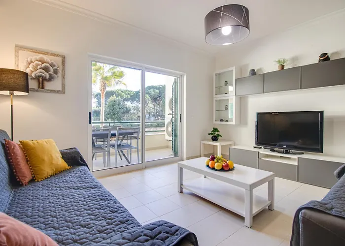 Lovely 2bd 500m Ac Wi-fi Pool Balcony Appartement *