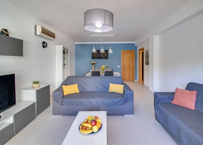 Lovely 2bd 500m Ac Wi-fi Pool Balcony * Albufeira