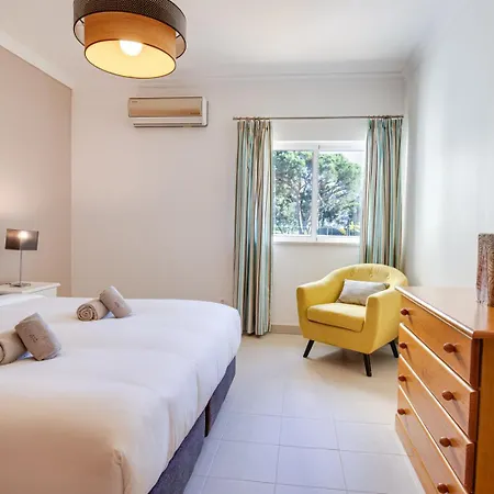 公寓 Lovely 2bd 500m Ac Wi-fi Pool Balcony